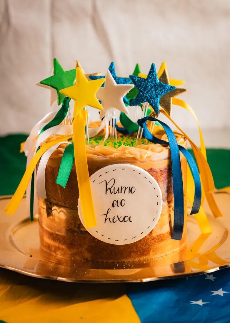 Bolo Rumo ao Hexa